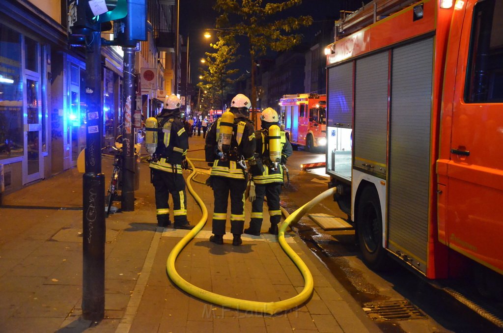 Feuer 2 Koeln Neustadt Sued Aachenerstr P19.JPG - Miklos Laubert